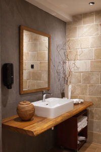 rhodes-king-suite-with-spa-bath-rhodes