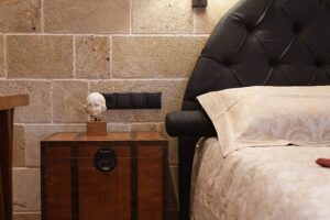 rhodes-king-suite-with-spa-bath-rhodes